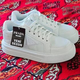 PRADA KRASOFKA