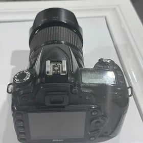 D 90 Nikon tayyn