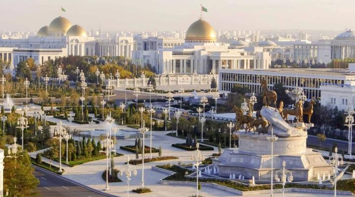 Türkmenistanyň Prezidenti obasenagat toplumynyň ýolbaşçylarynyň işine nägilelik bildirdi