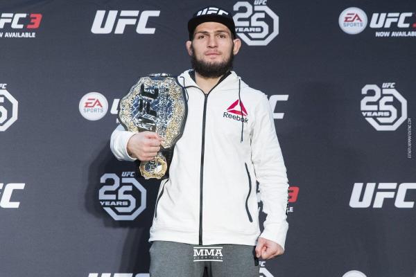 Habib Nurmagomedow UFC-niň ähli reýtinginden aýryldy