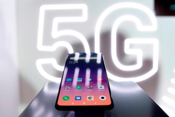 Apple 2021-nji ýylyň 1-nji çärýeginde 5G-li smartfonlaryň satuwynda 1-nji ýeri eýeledi