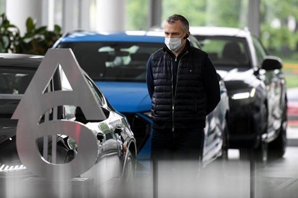 Audi 2033-nji ýyla çenli benzin hereketlendirijilerinden doly ýüz öwrer