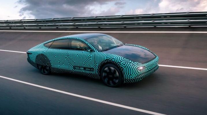 Lightyear niderland kompaniýasynyň elektromobili bir zarýad bilen 710 kilometr geçdi