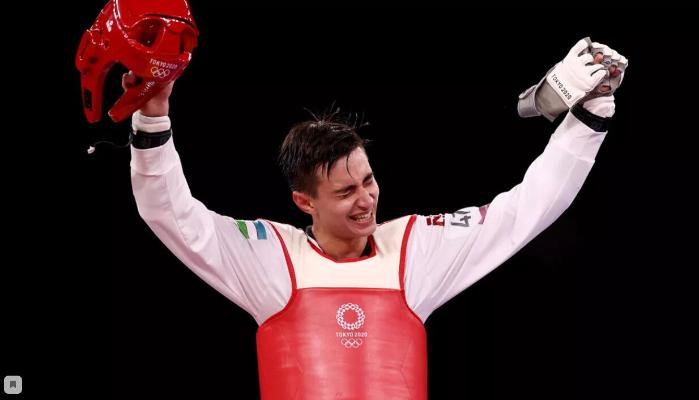 Özbegistanly taekwondoçy Raşitow 68 kg çenli agramda Olimpiýa çempiony boldy