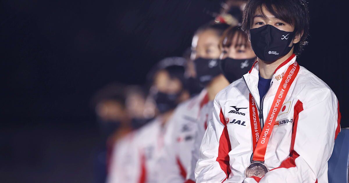 Наши в токио