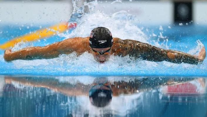 ABŞ-ly suwda ýüzüjiler Tokiodaky Olimpiadasynda dünýä rekordyny goýdy