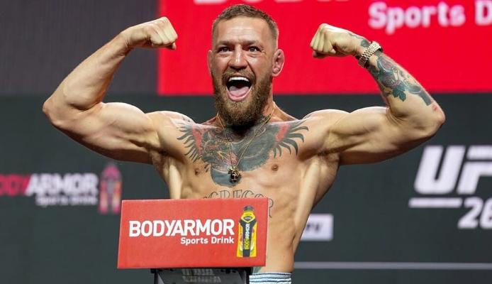 Makgregor ýarym agyr agram derejesine geçip biler