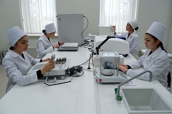 В Ашхабаде определили лучшего врача 2019 года