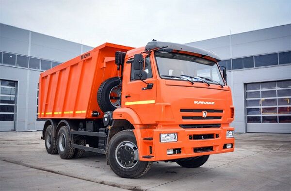 В Туркменистан поступила 200 грузовых автомобилей KAMAZ-6520