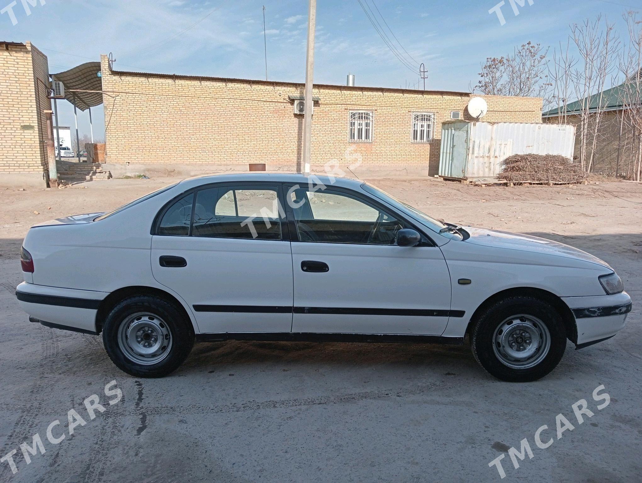 Toyota Carina 1996 - 55 000 TMT - Дянев - img 4