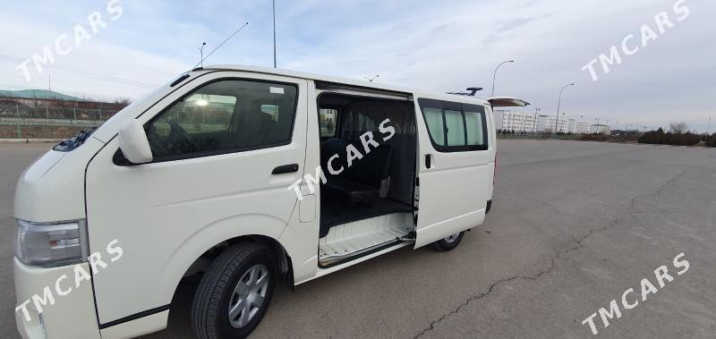 Toyota Hiace 2020 - 440 000 TMT - Дашогуз - img 4