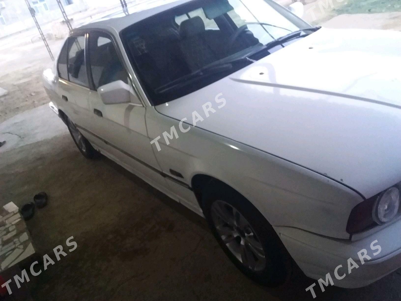BMW 525 1989 - 32 000 TMT - Анев - img 4