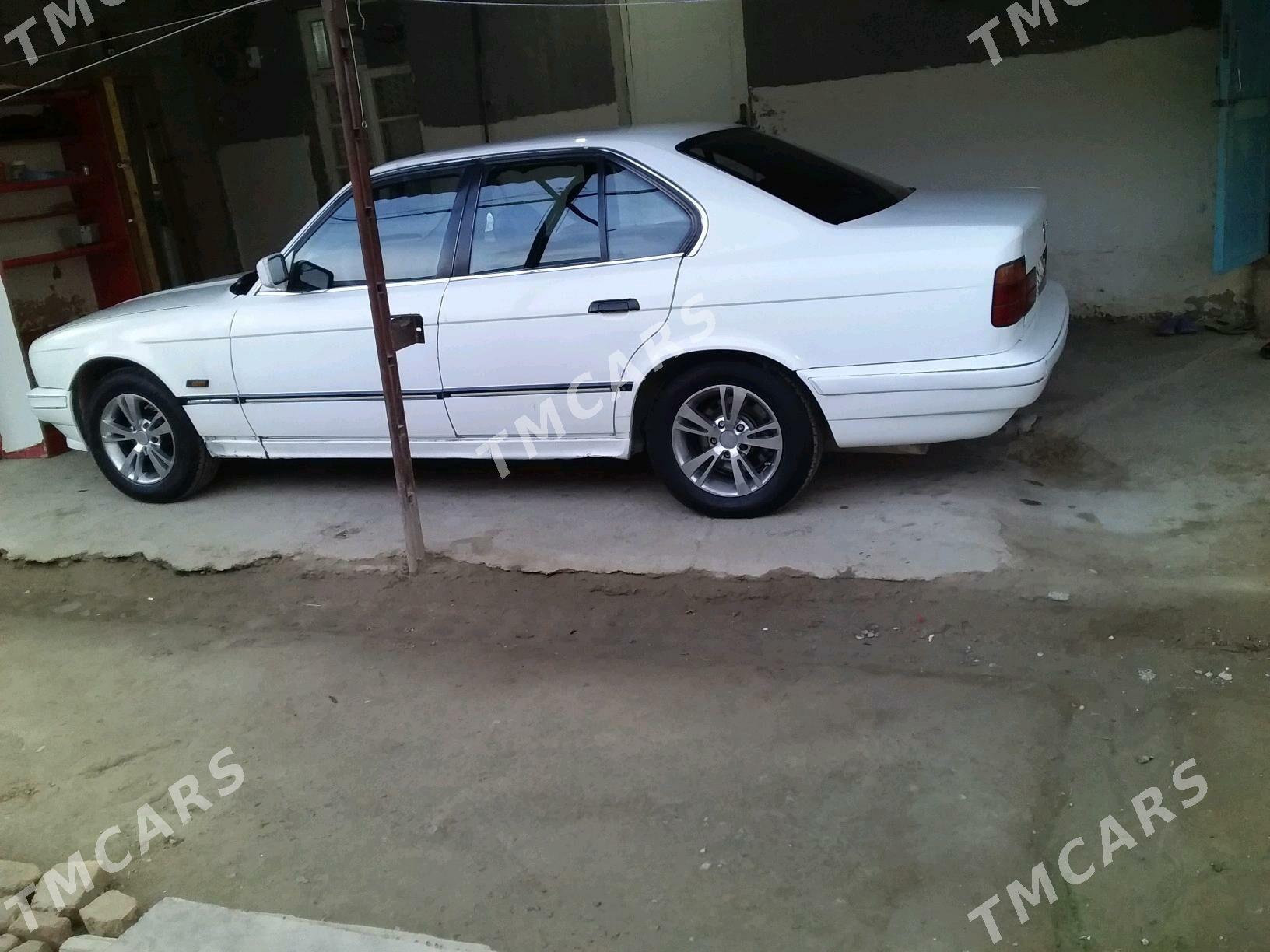 BMW 525 1989 - 32 000 TMT - Анев - img 7