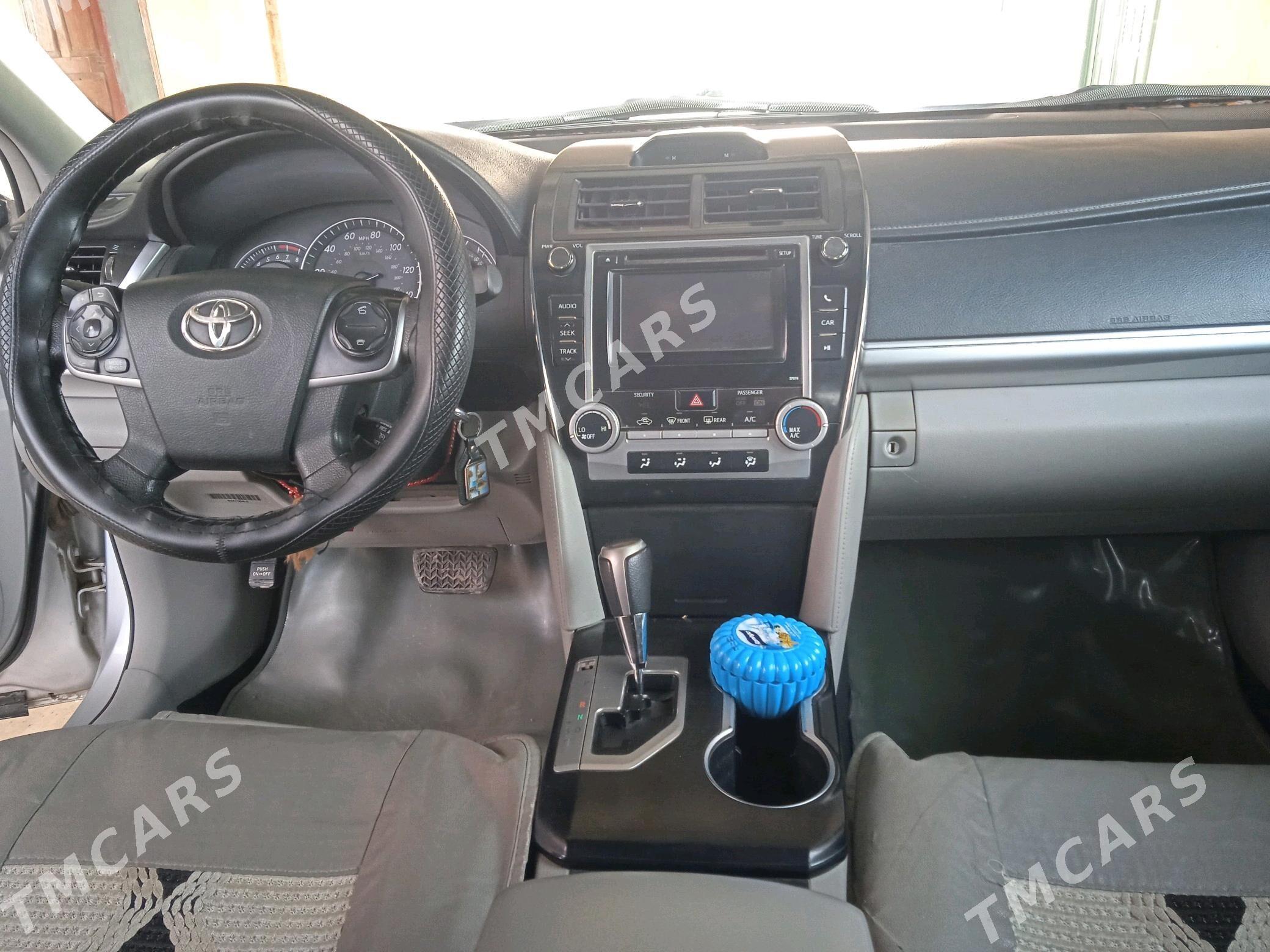 Toyota Camry 2013 - 190 000 TMT - Köneürgenç - img 4