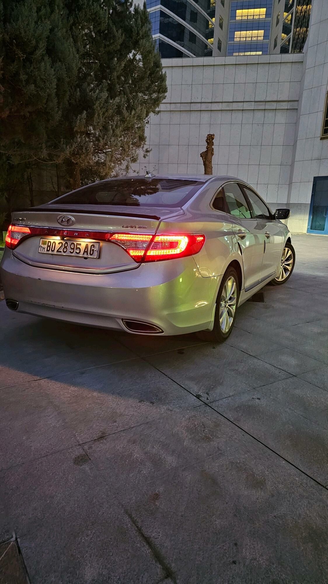 Hyundai Azera 2014 - 243 000 TMT - Aşgabat - img 2