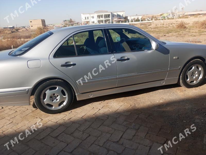 Mercedes-Benz C320 1997 - 100 000 TMT - Байрамали - img 3