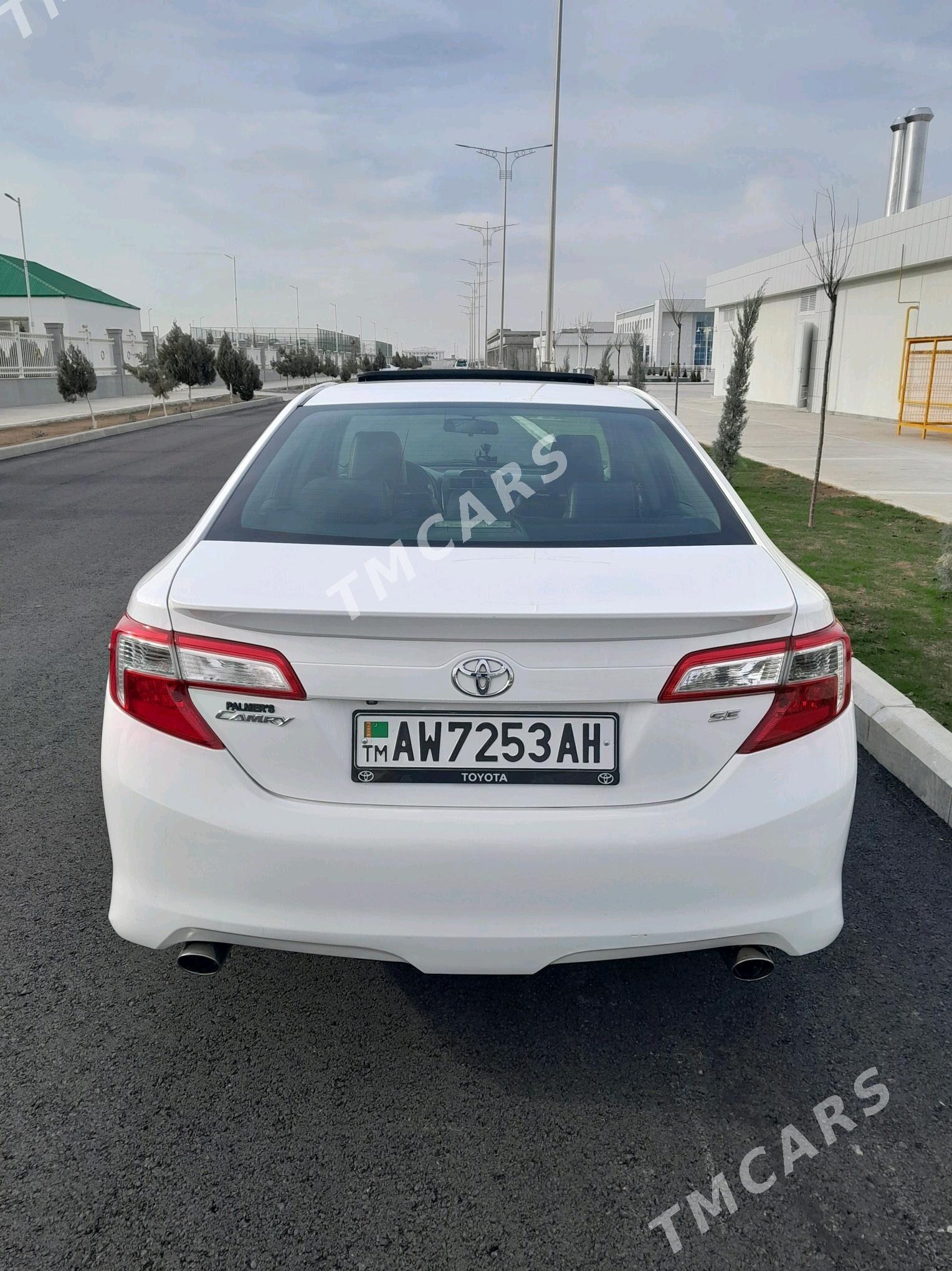 Toyota Camry 2014 - 245 000 TMT - Ашхабад - img 2