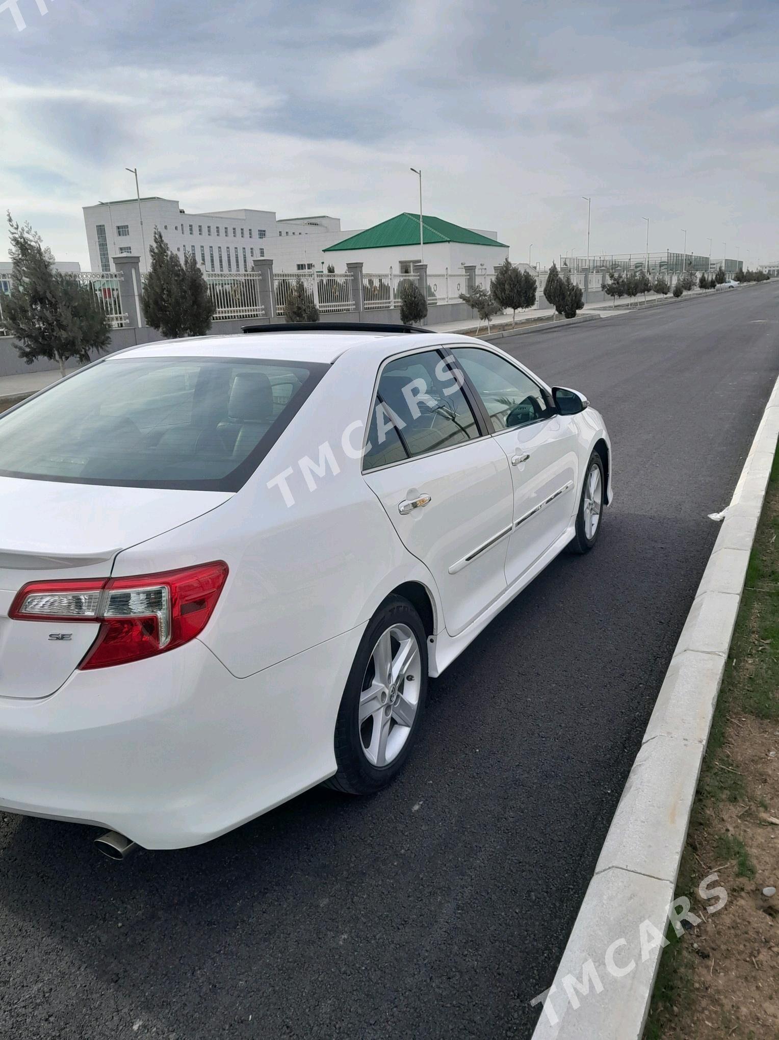 Toyota Camry 2014 - 245 000 TMT - Aşgabat - img 4
