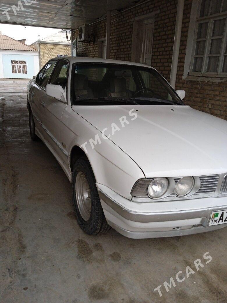 BMW 525 1990 - 40 000 TMT - Байрамали - img 4