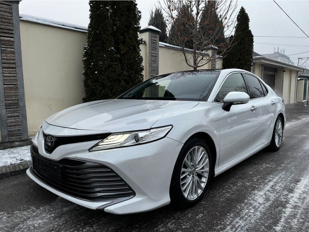 Toyota Camry 2019 - 600 000 TMT - Ашхабад - img 8