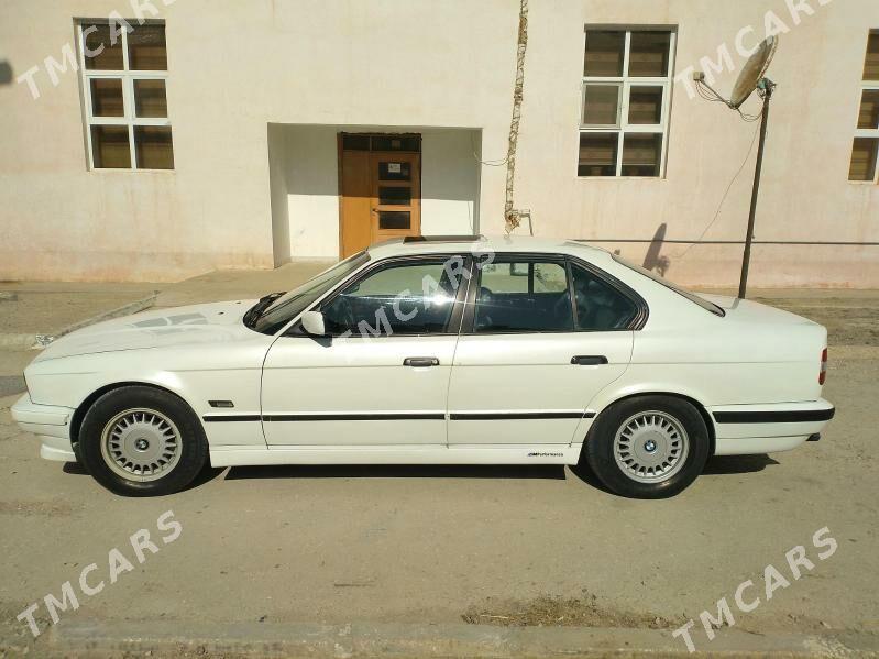 BMW E34 1993 - 44 000 TMT - Эсенгулы - img 2