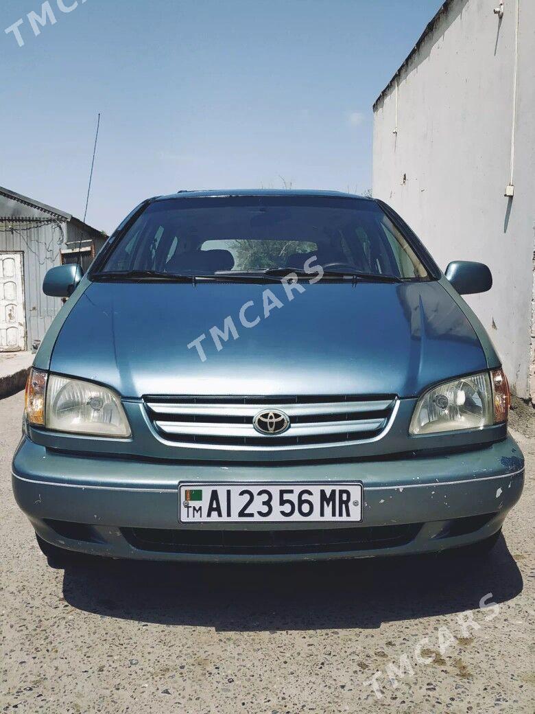 Toyota Sienna 2000 - 94 000 TMT - Mary - img 3