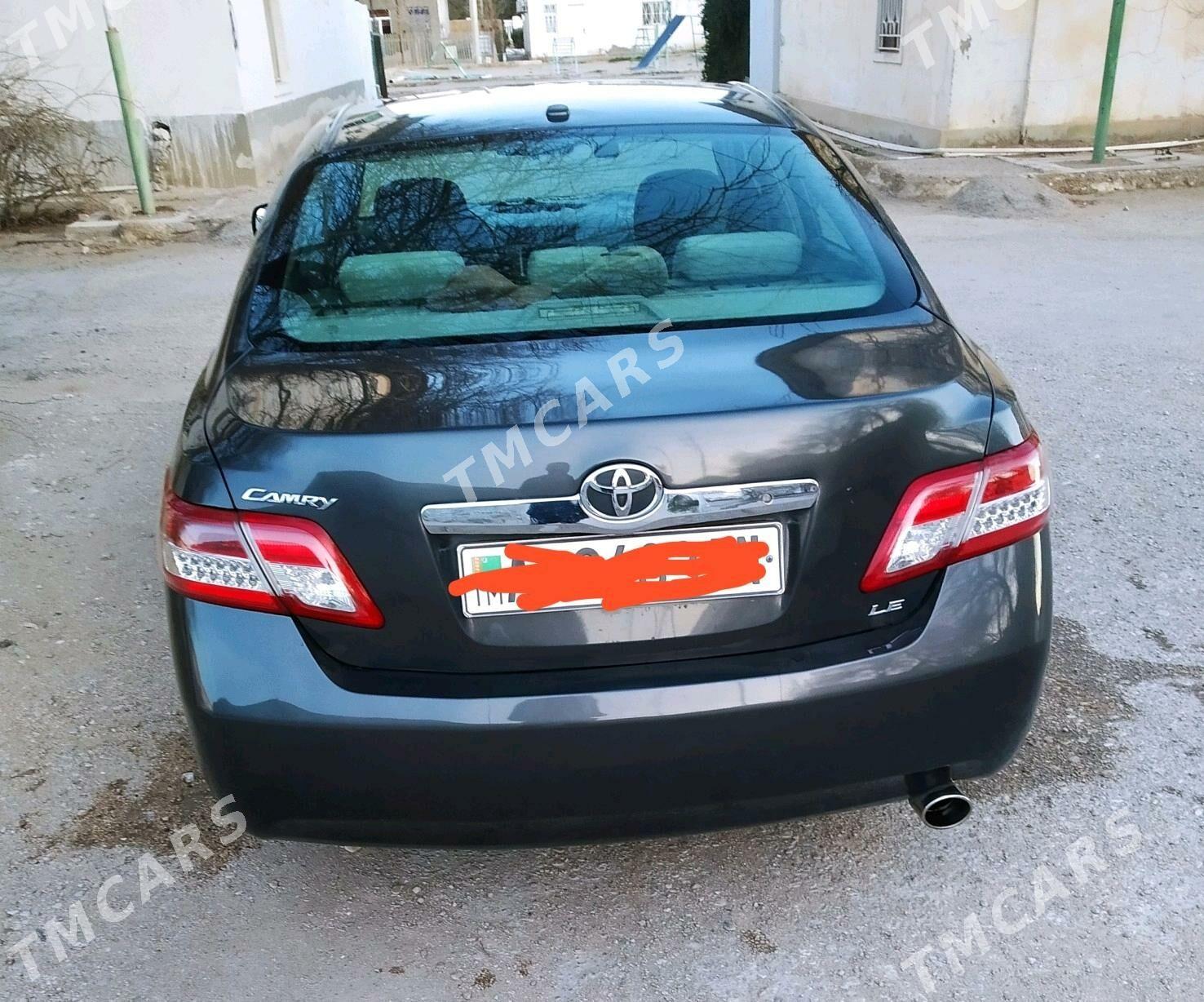 Toyota Camry 2010 - 160 000 TMT - Балканабат - img 2