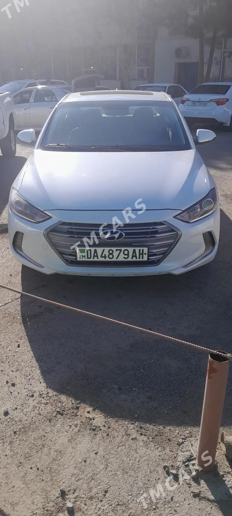 Hyundai Elantra 2018 - 190 000 TMT - Änew - img 4