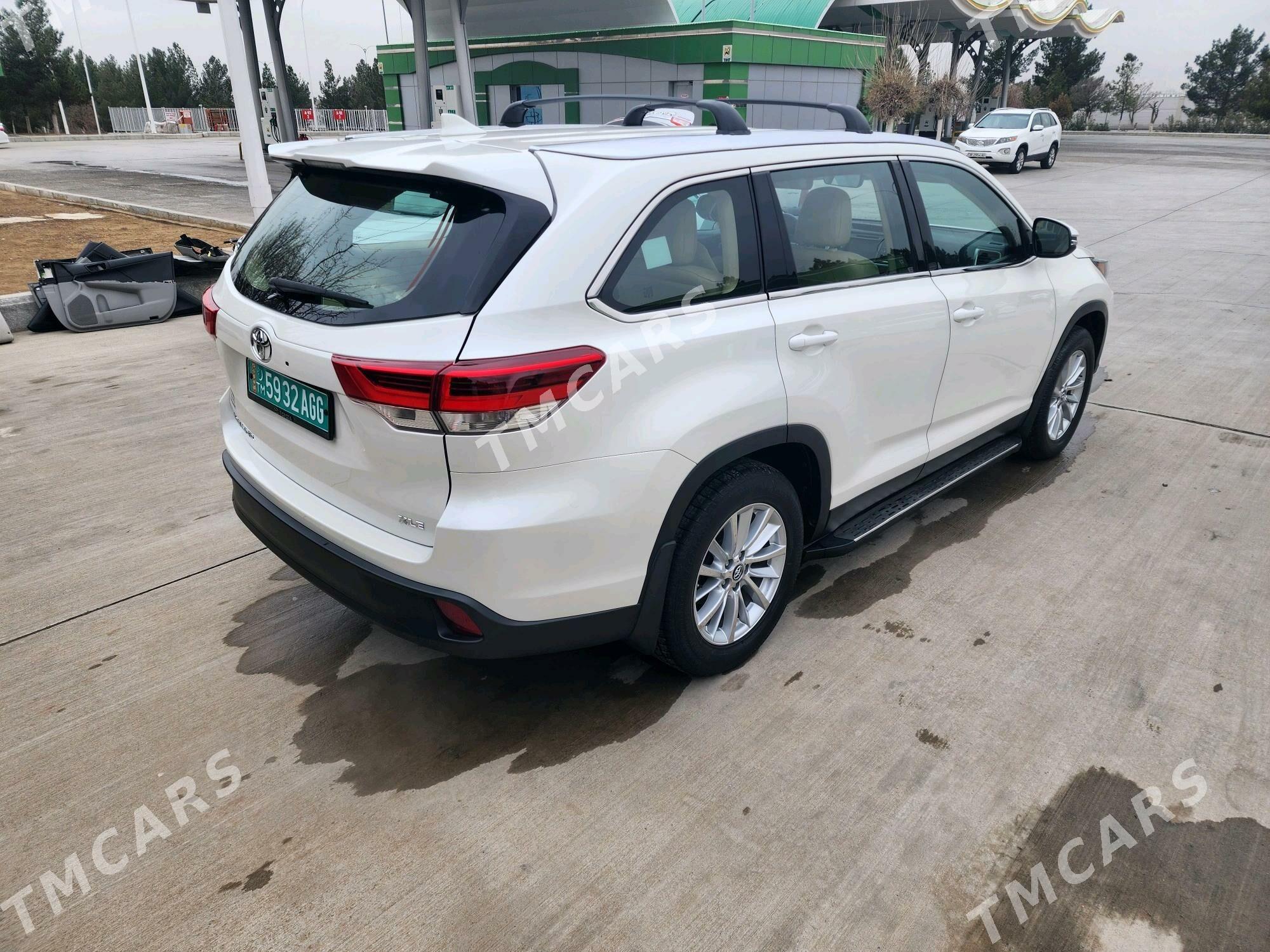 Toyota Highlander 2019 - 525 000 TMT - Aşgabat - img 8