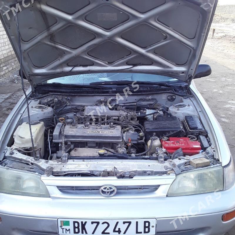 Toyota Corolla 1994 - 70 000 TMT - Türkmenabat - img 2