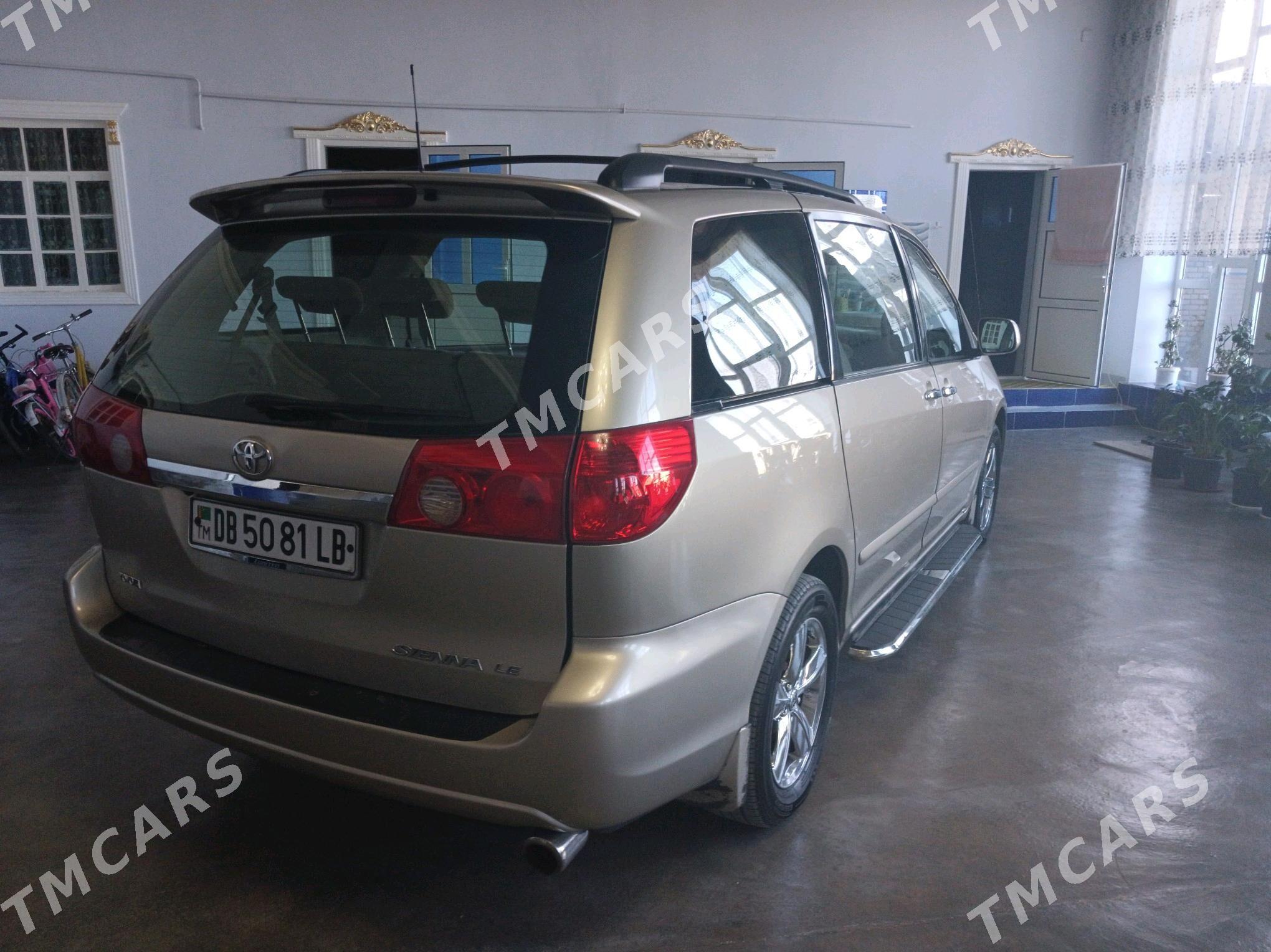 Toyota Sienna 2007 - 220 000 TMT - Туркменабат - img 5