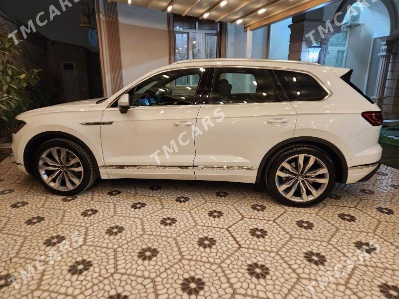 Volkswagen Touareg 2020 - 2 240 000 TMT - Ашхабад - img 3