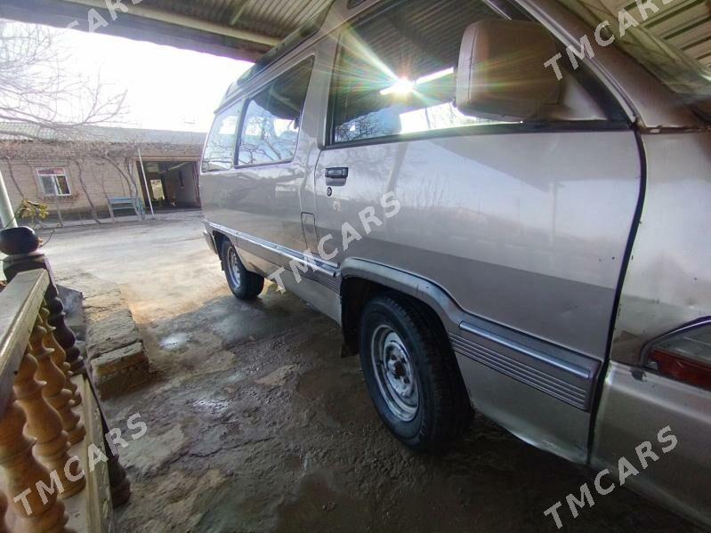 Toyota Town Ace 1990 - 25 000 TMT - Сакар - img 3