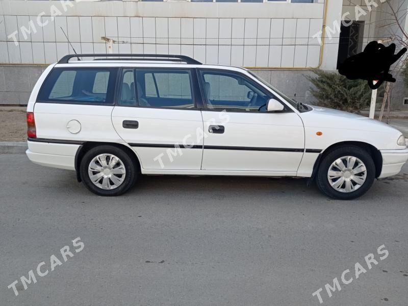 Opel Astra 1997 - 35 000 TMT - Туркменбаши - img 4