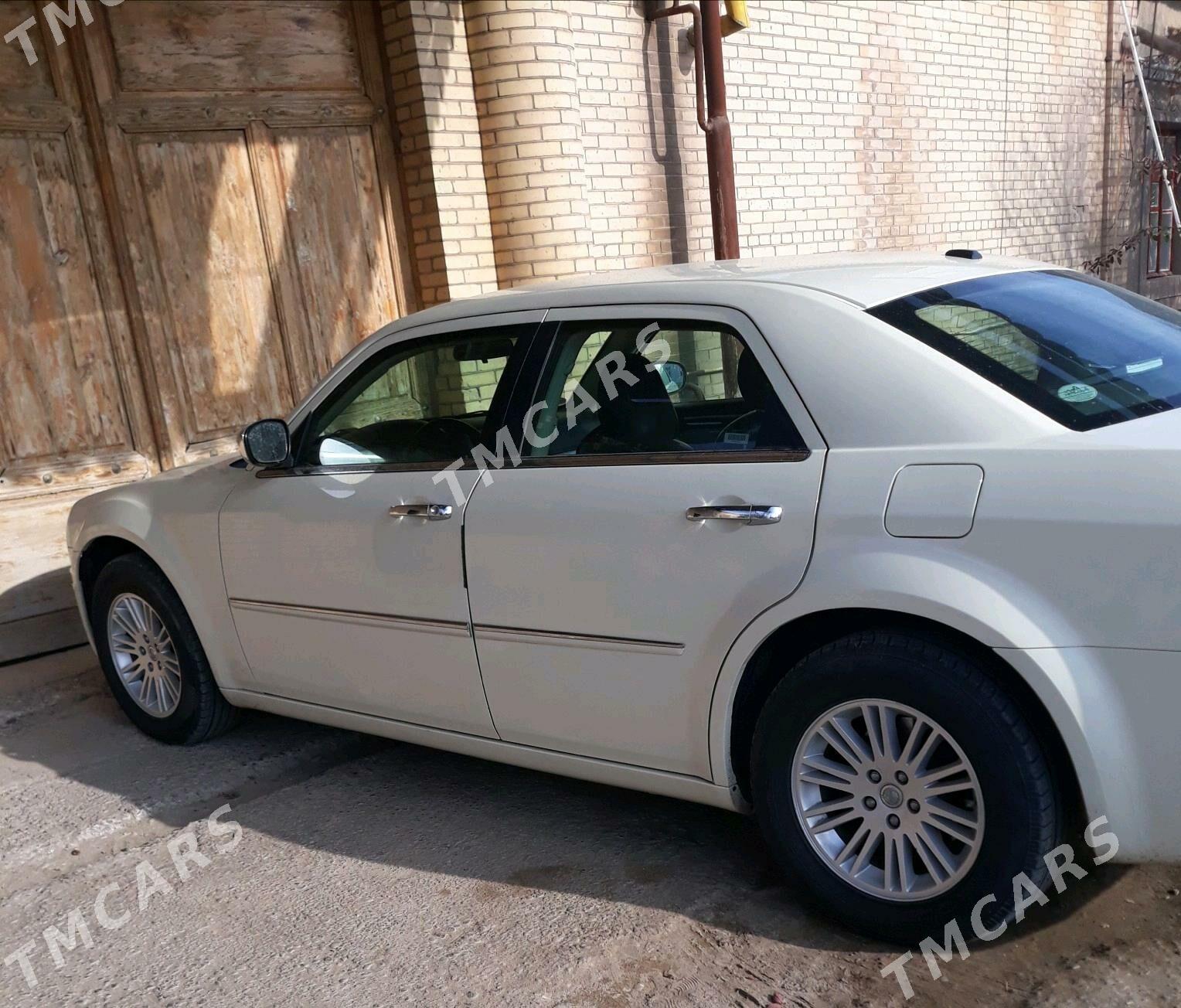 Chrysler 300C 2010 - 120 000 TMT - Дянев - img 8