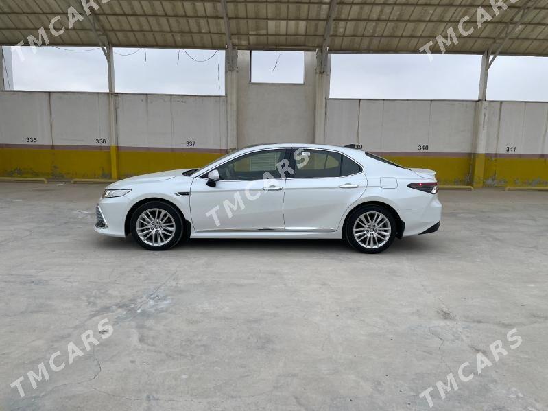 Toyota Camry 2023 - 779 000 TMT - Кëши - img 4