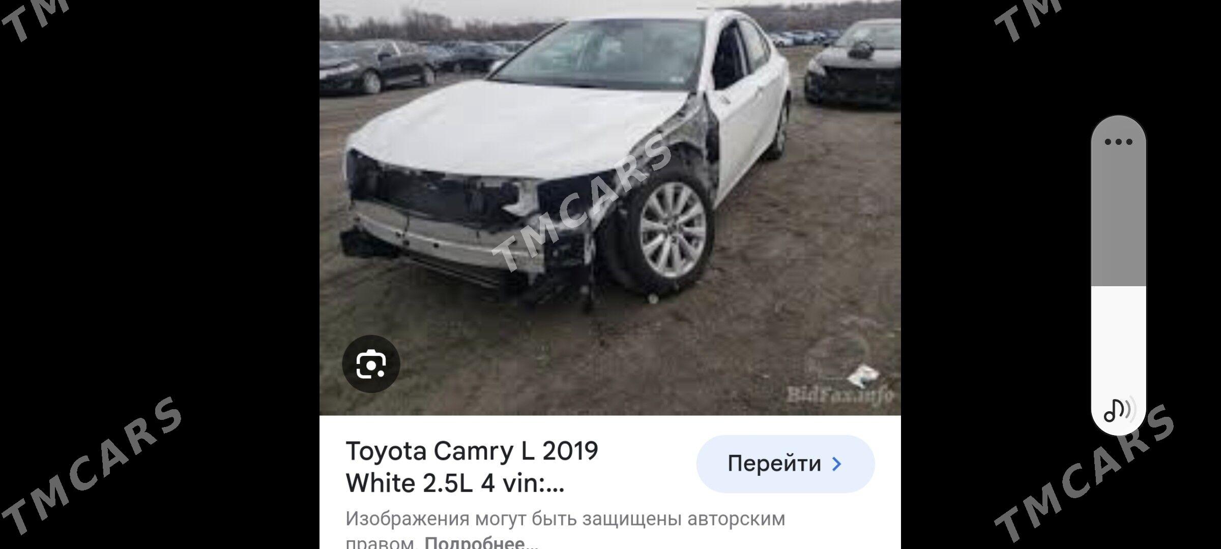 Toyota Camry 2019 - 349 000 TMT - Кëши - img 8