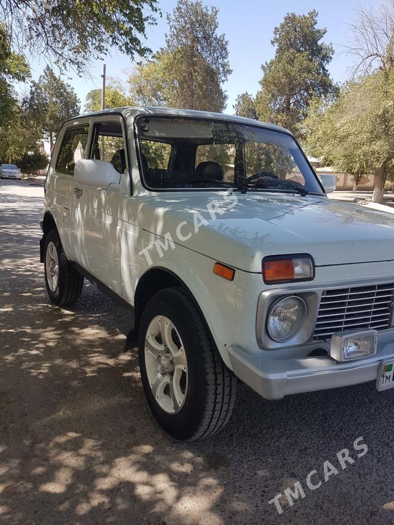 Lada Niva 2013 - 65 000 TMT - Кака - img 7