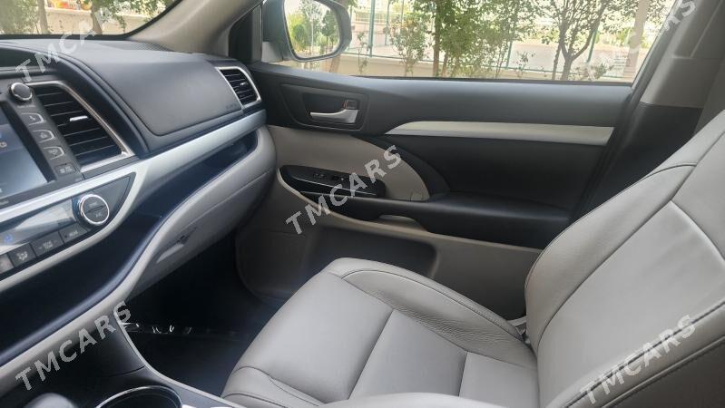 Toyota Highlander 2019 - 525 000 TMT - Aşgabat - img 8