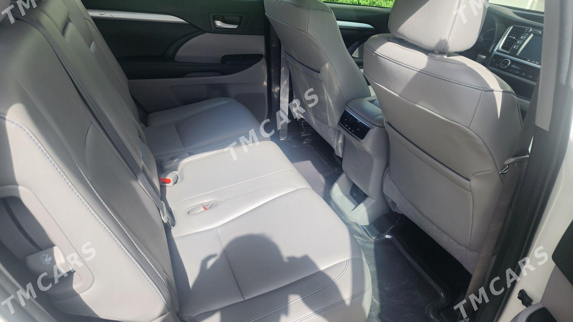 Toyota Highlander 2019 - 525 000 TMT - Aşgabat - img 7