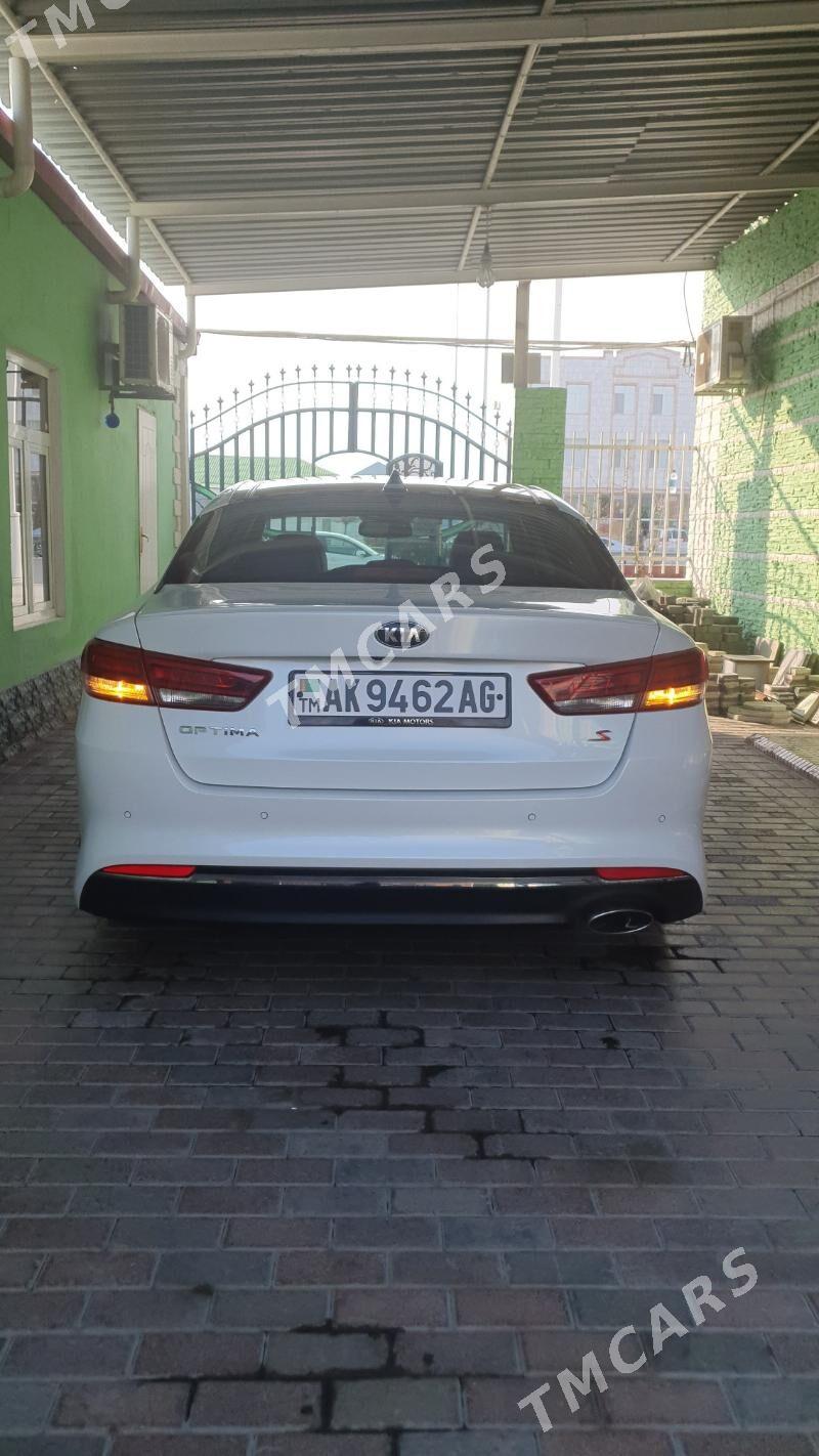 Kia Optima 2017 - 210 000 TMT - Бедев - img 4