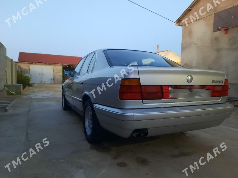 BMW E34 1991 - 60 000 TMT - Hazar - img 3