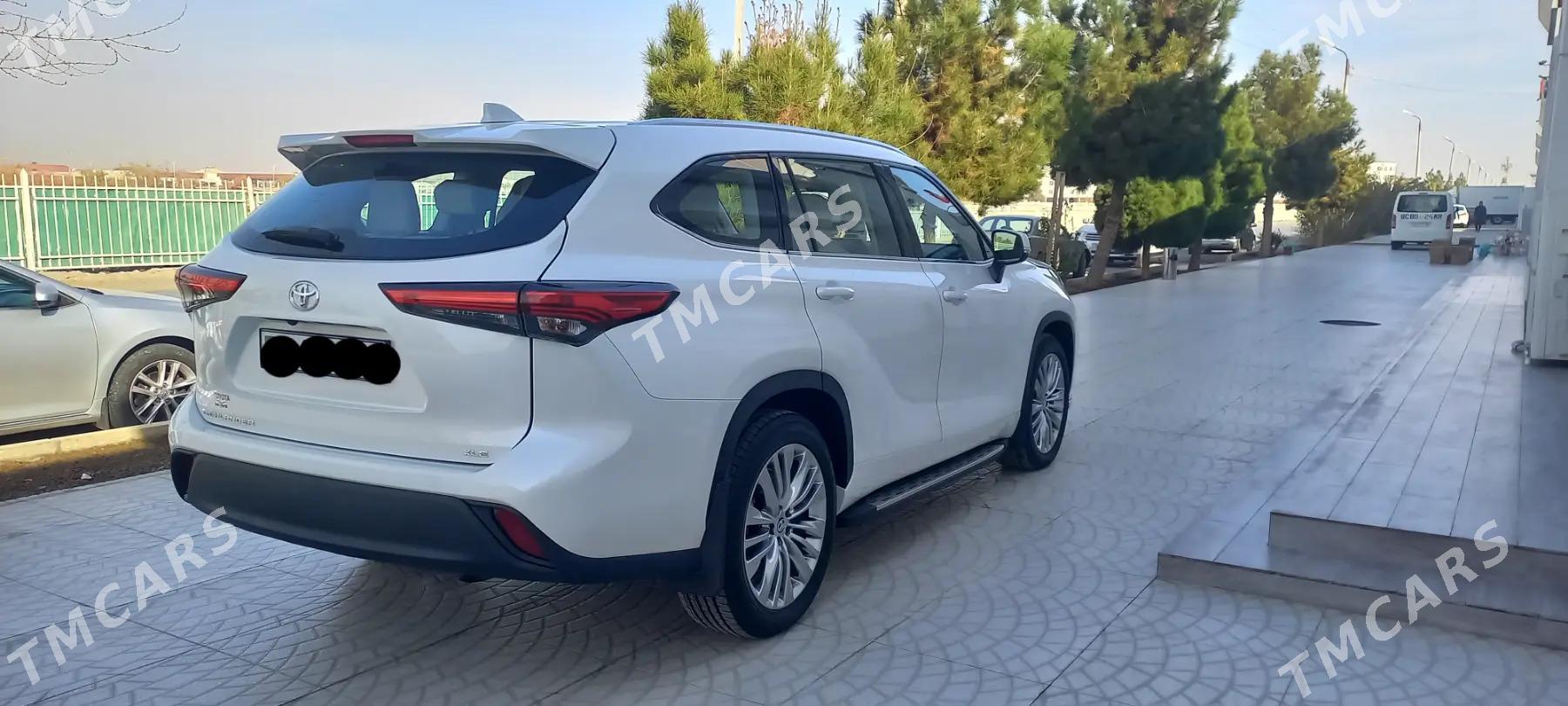 Toyota Highlander 2021 - 700 000 TMT - Мары - img 5