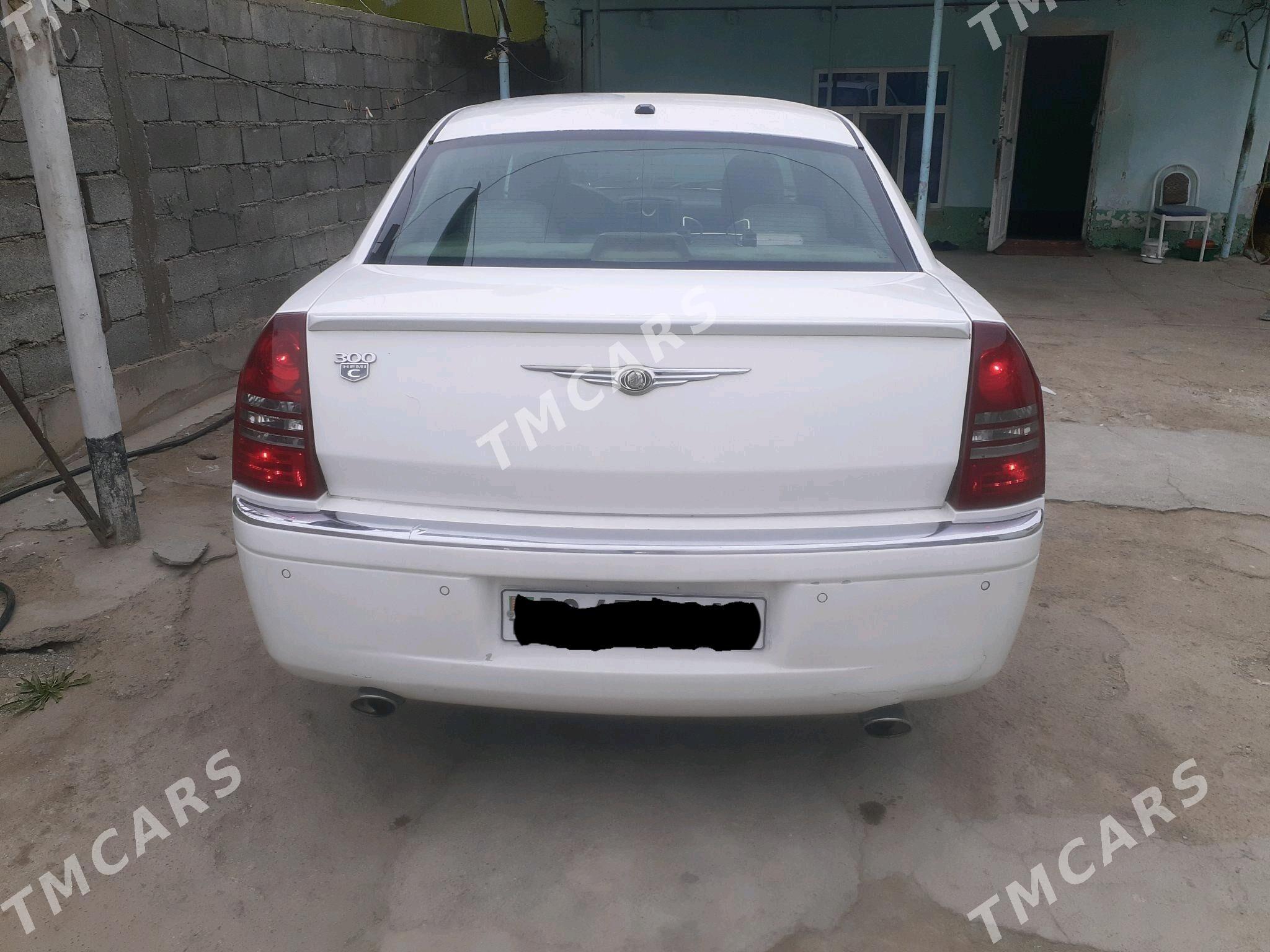 Chrysler 300C 2006 - 150 000 TMT - Aşgabat - img 3