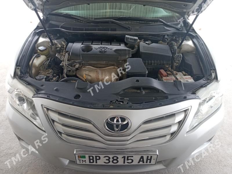 Toyota Camry 2010 - 200 000 TMT - Gökdepe - img 2