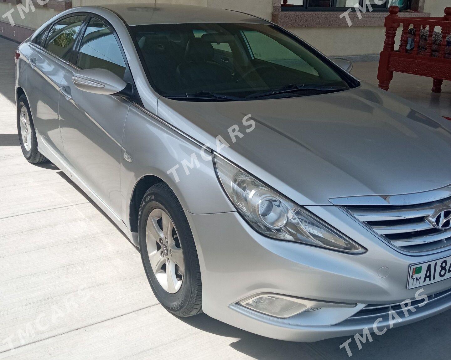 Hyundai Sonata 2010 - 130 000 TMT - Parahat 4 - img 2