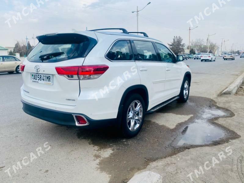 Toyota Highlander 2019 - 525 000 TMT - Мары - img 7