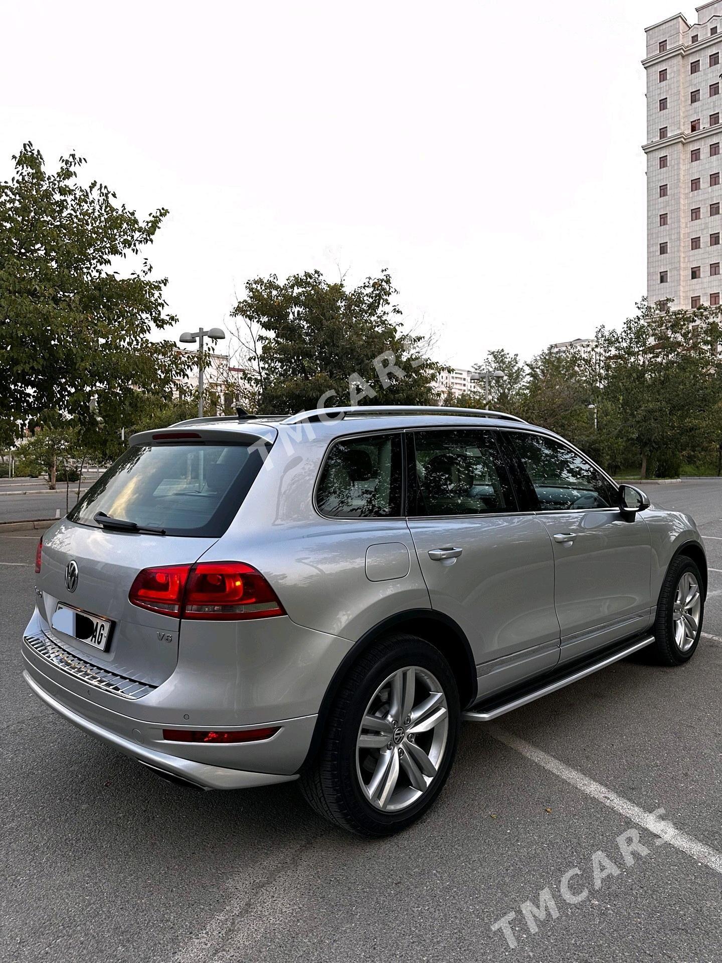 Volkswagen Touareg 2011 - 495 000 TMT - Ашхабад - img 2