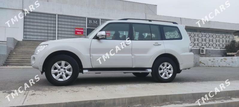 Mitsubishi Pajero 2013 - 310 000 TMT - Türkmenbaşy - img 6