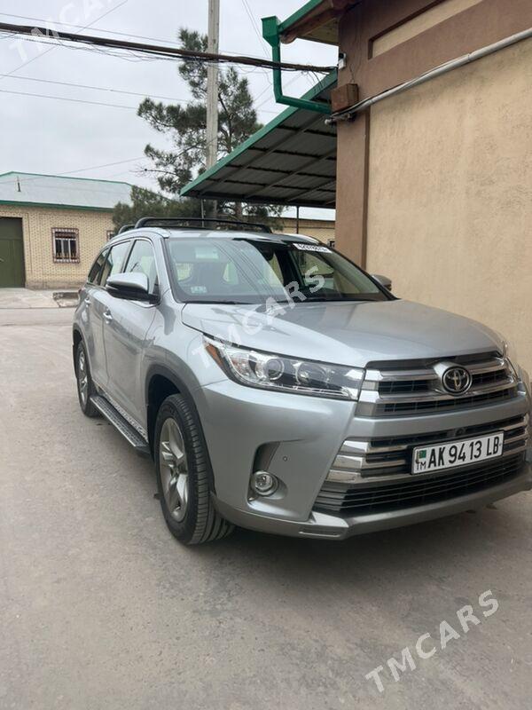 Toyota Highlander 2019 - 540 000 TMT - Туркменабат - img 3